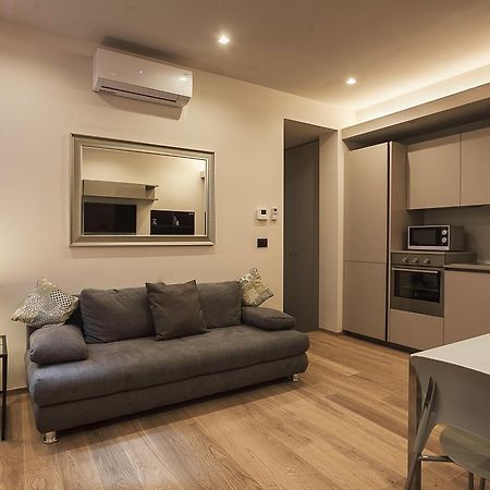 Residence Rizzoli-Suites Apartments Bologne Extérieur photo