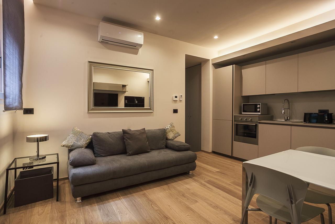 Residence Rizzoli-Suites Apartments Bologne Extérieur photo