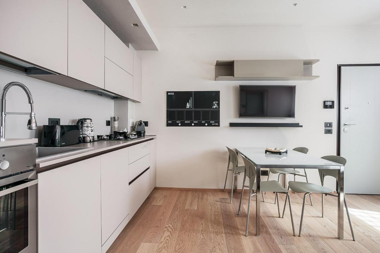 Residence Rizzoli-Suites Apartments Bologne Extérieur photo