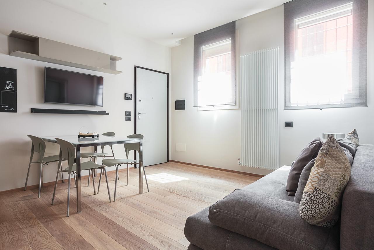 Residence Rizzoli-Suites Apartments Bologne Extérieur photo